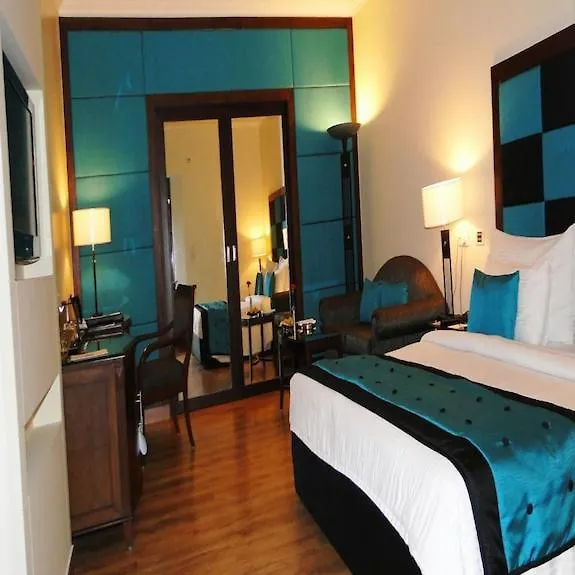 Hotel Royal Infinity Near Delhi Airport 新德里 4*,  印度