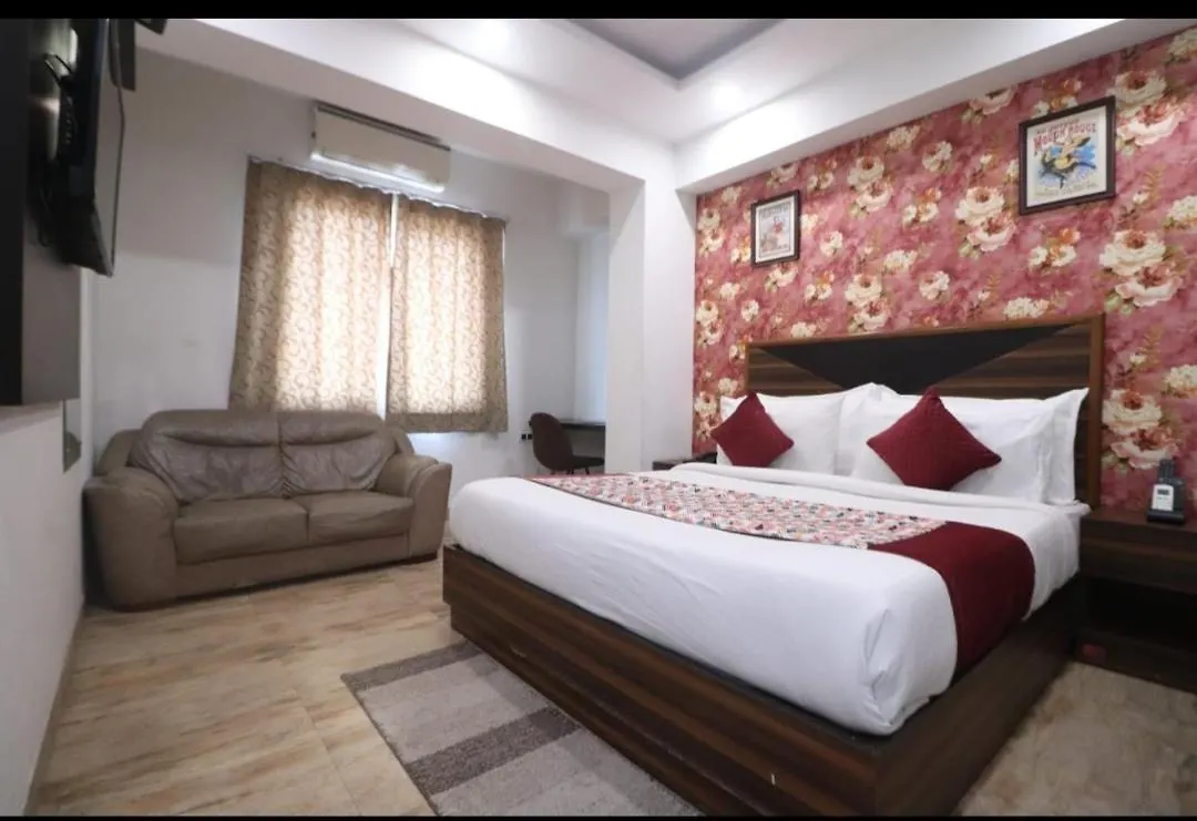 Hotel Royal Infinity Near Delhi Airport 新德里
